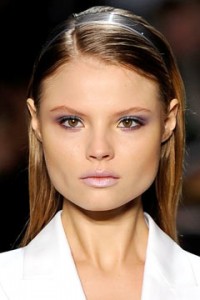 michael kors beauty 240rb091609 200x300 New York Fashion Week Spring 2010  Day 7