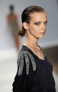 yigalazrouel 190x300 New York Fashion Week Spring 2010  Day 2