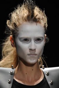auslander rio fashion week makeup 45095650404 10 200x300 Rio De Janeiro Fashion Week F/W 2010