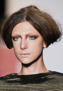 lucas nascimento makeup rio lucas nascimento 207x300 Rio De Janeiro Fashion Week F/W 2010