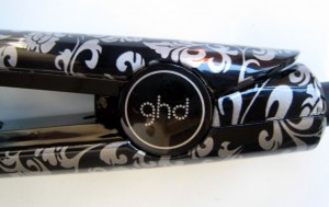 black and white ghd IMG 5288 300x189 Review: GHD Hair Straightener