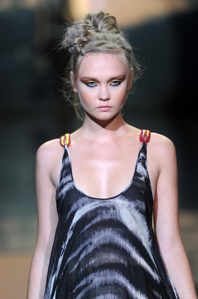 L+B+Runway+Spring+2011+MBFW NYFW Spring 2011 Day 8