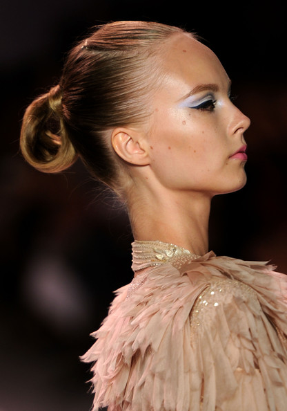 Monique+Lhuillier+Runway+Spring